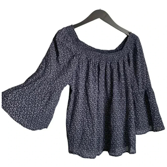 Chaps Women's Top Size Medium Navy Blue and White Flare Sleeve Scoop Neck - Picture 1 of 7